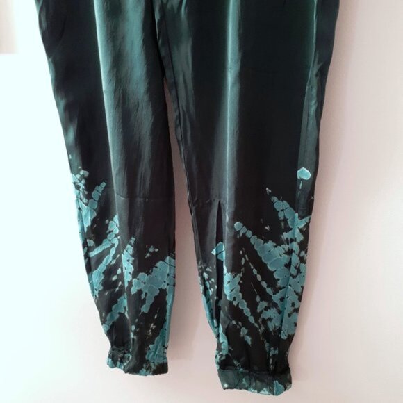NWT YFB emerald green abstract print silky jogger trackpants - Picture 15 of 15